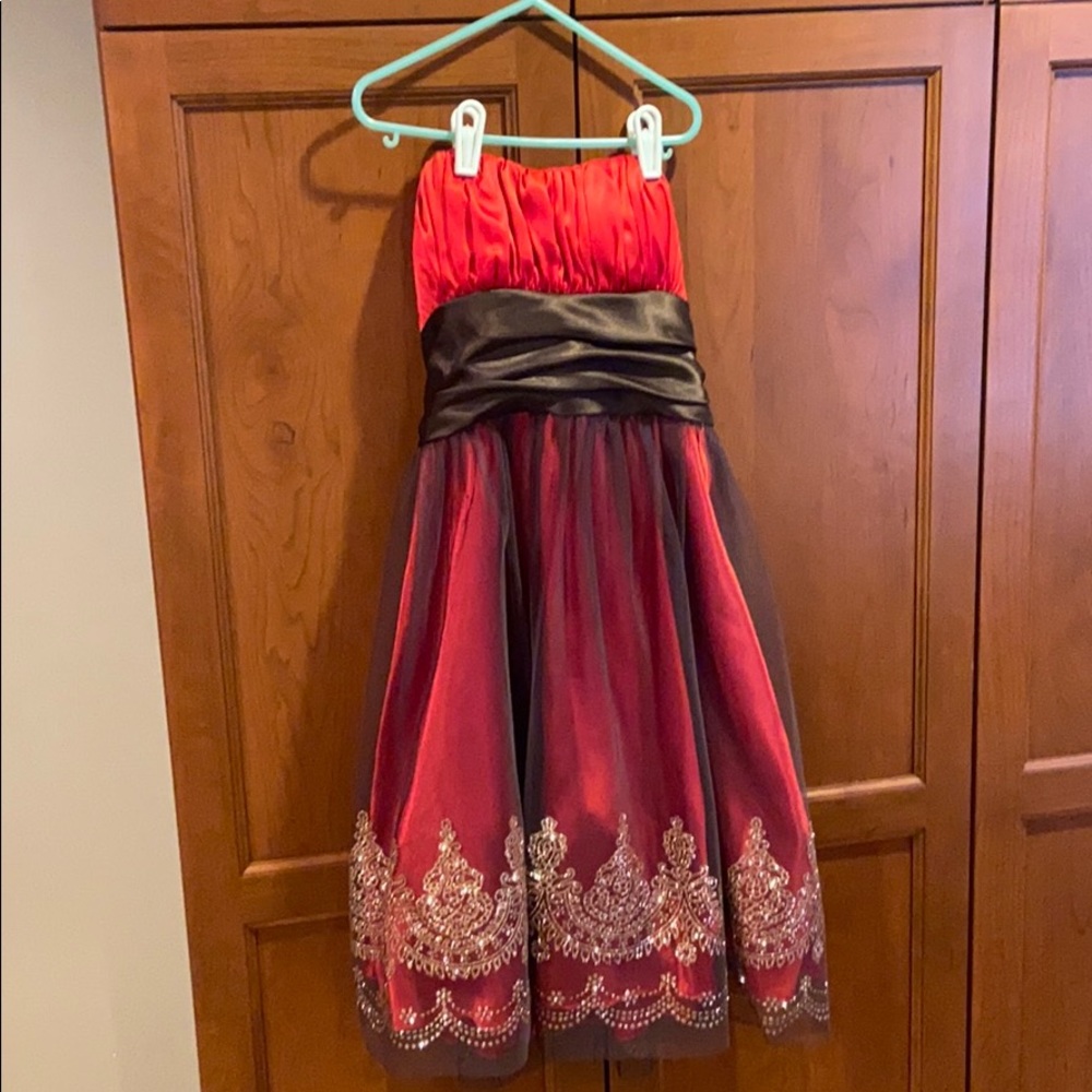 Theatrical prom dress